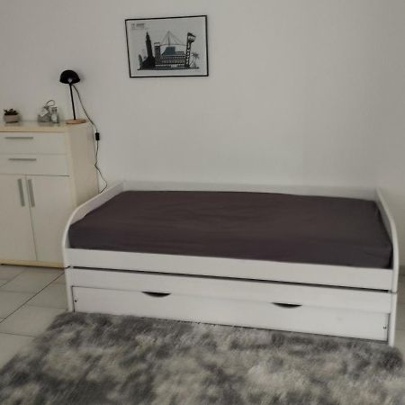 Studio Charmant Canape Lit Netflix Prime Video Wifi Dazn El Havre Exterior foto
