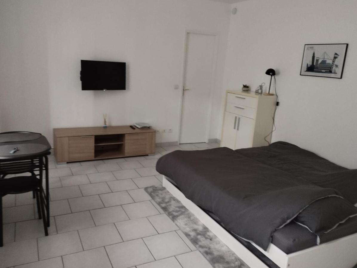 Studio Charmant Canape Lit Netflix Prime Video Wifi Dazn El Havre Exterior foto