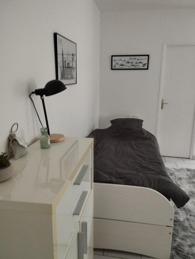 Studio Charmant Canape Lit Netflix Prime Video Wifi Dazn El Havre Exterior foto
